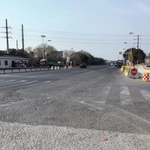 �R�r(sh��)��ͨ����