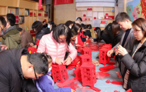 ��ζ��ɢ�����Ԫ����Ӛg�����u