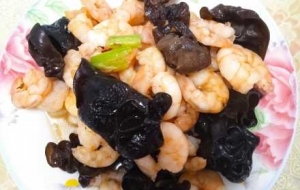 �ճ����͕�һ��ȝ�ش��䣬ÿ�Ͷ���P��