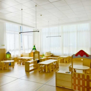 ���8���WУ����׃��