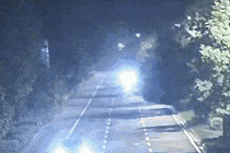 ܇�v�ȷ����F��һƬ�ǽ������Ӽ��б�ץ