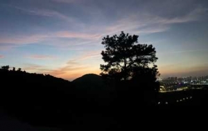 ��ɽ��������ʹ������������С�r�İ���Qһ���Ą�