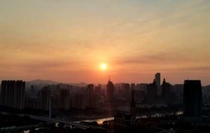 �����һ��Ľ�ꎣ����R�^�ͳ����f�簲