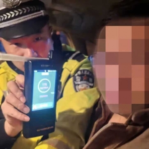 ȫ���ȫ���w�����8�ˮ��ֱ�ץ