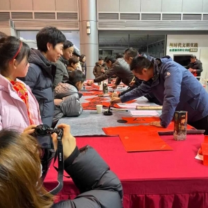 �����գ��ʹ���~