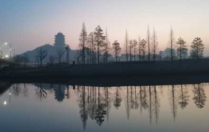 �_�����ڣ���β���^�F���ɣ���Ϧ�옷