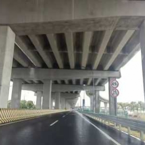 ����@�l·ͨ܇�ˣ�