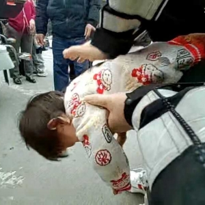 ���һУ�T��ͻ�l(f��)����r�o��