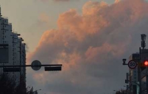 �°�·���L��һ�߶��^��ҹ�������һؼ�